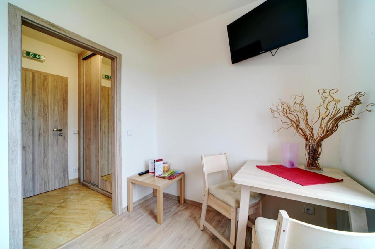 Hotel Zlechov Plumlov المظهر الخارجي الصورة