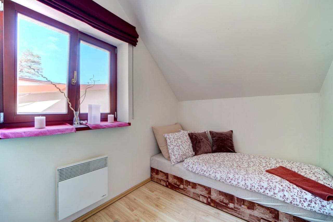 Hotel Zlechov Plumlov المظهر الخارجي الصورة