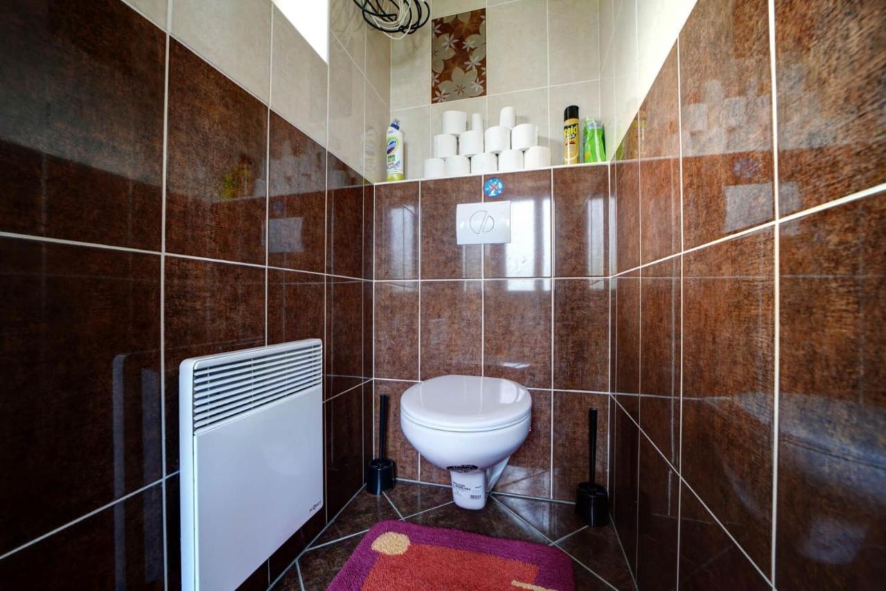 Hotel Zlechov Plumlov المظهر الخارجي الصورة
