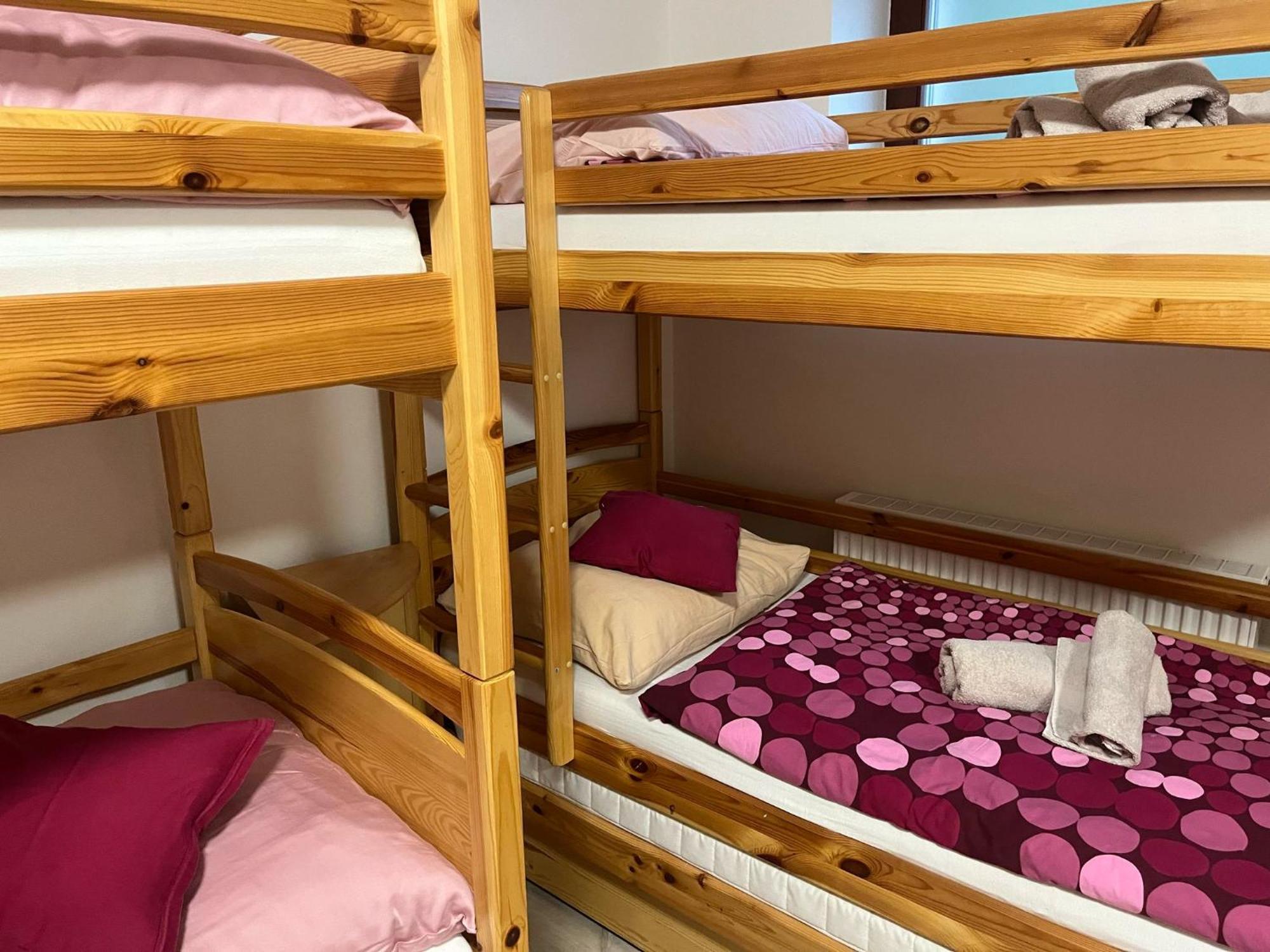 Hotel Zlechov Plumlov الغرفة الصورة